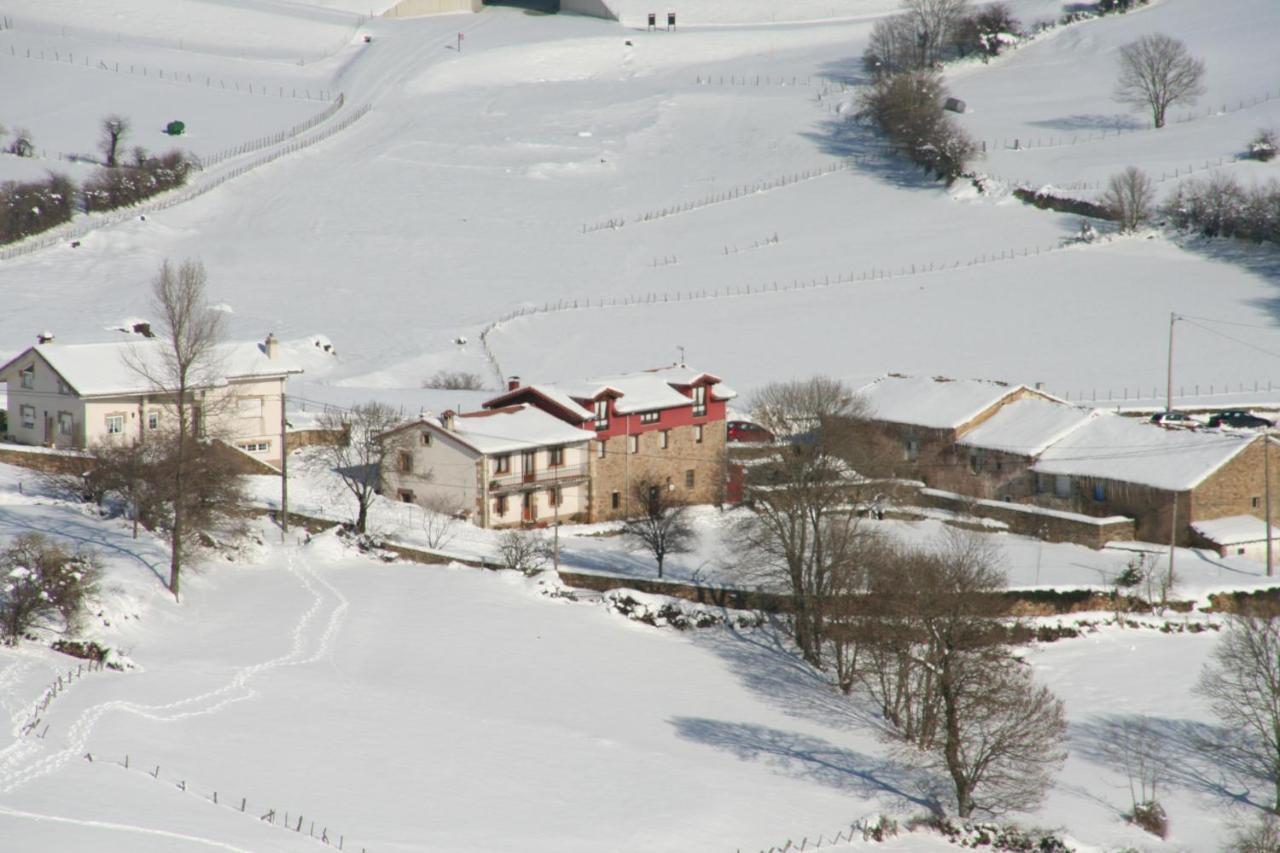 Albergue La Torre Santiurde de Reinosa 외부 사진